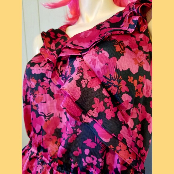 💕Pink Floral Ruffle Chiffon Peplum Top CATO - Picture 2 of 7